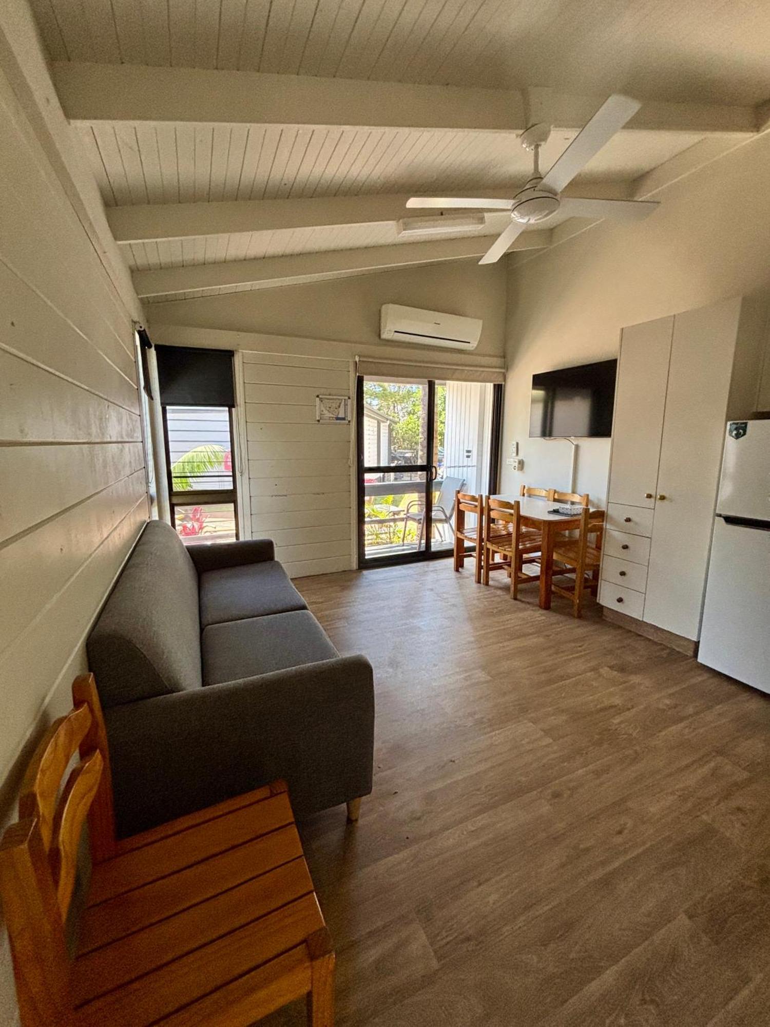 דה אינטרנס Shelly Beach Holiday Park מראה חיצוני תמונה